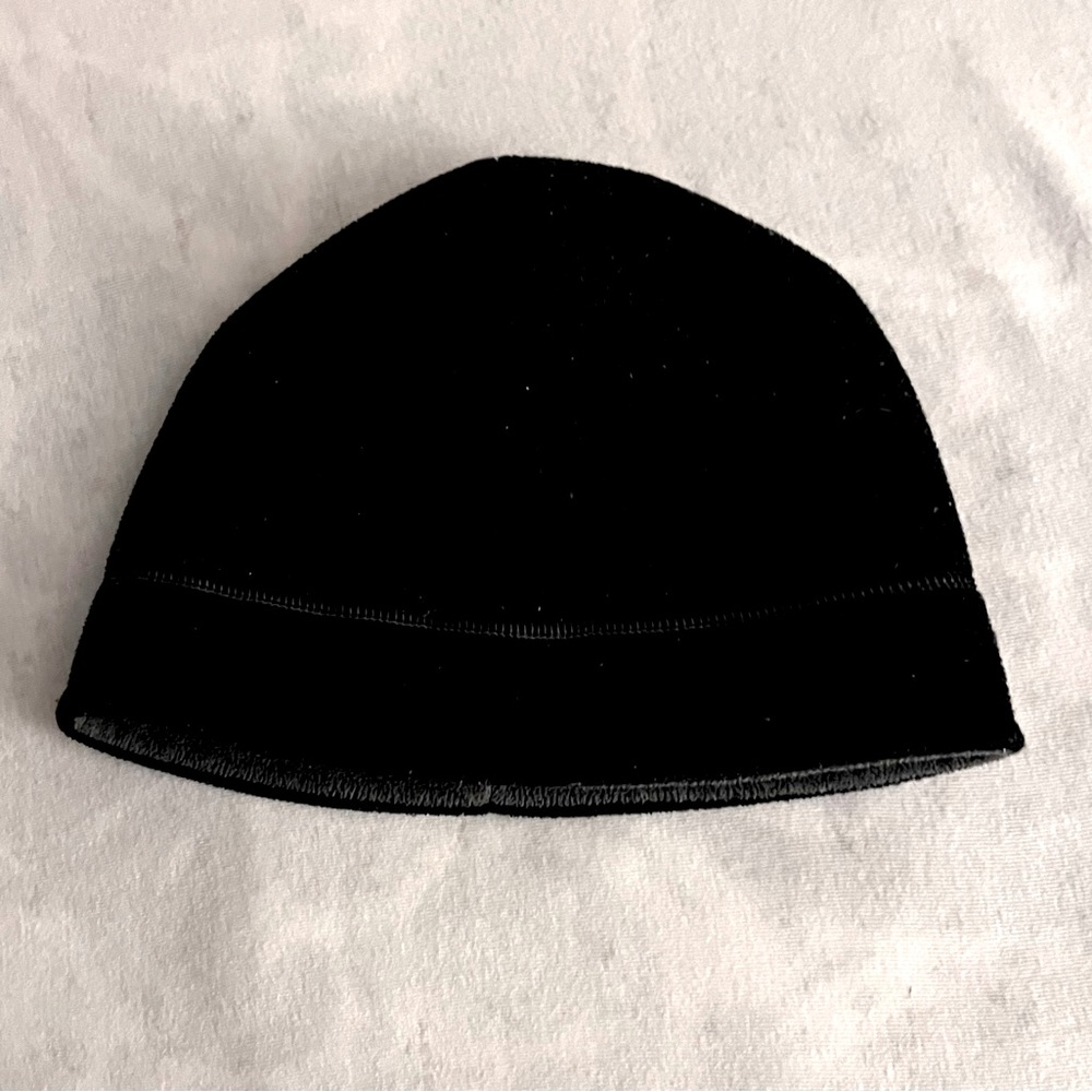 Reversible Black & Grey Beanie